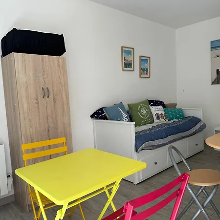 2 Pers, Acces Direct - Fr-1-197-623 Apartment Les Sables-d'Olonne