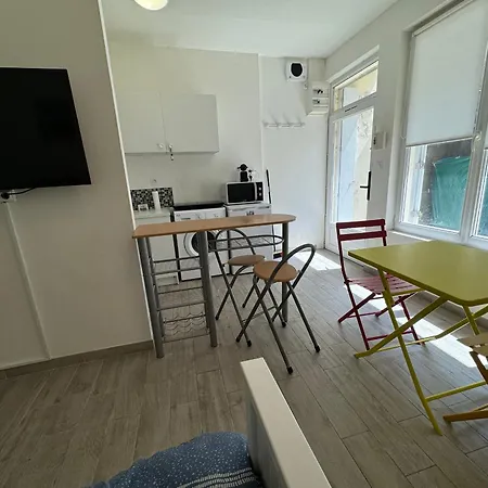 2 Pers, Acces Direct - Fr-1-197-623 Apartment Les Sables-d'Olonne